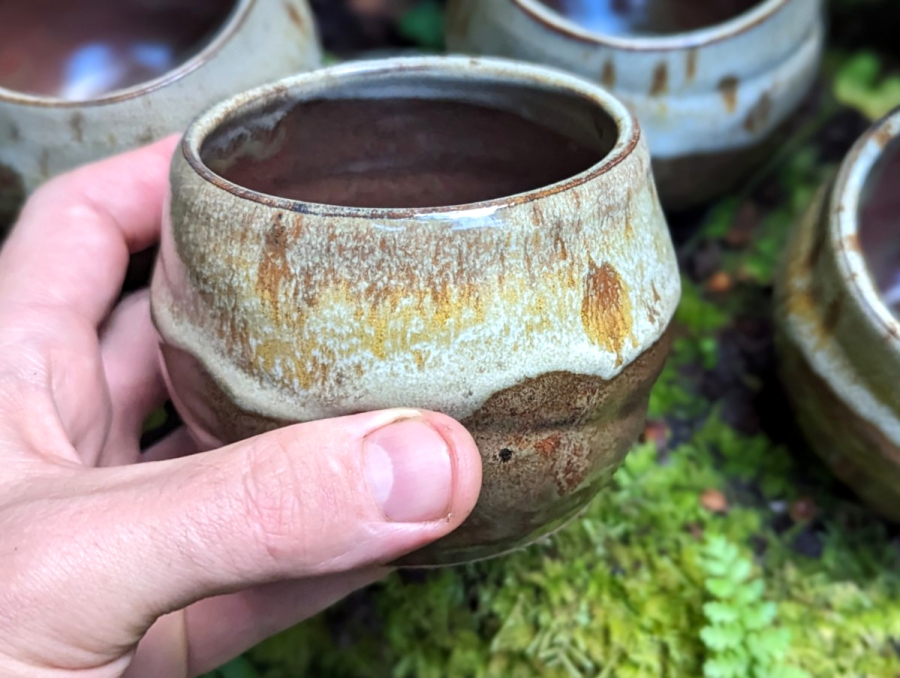 https://www.pagepottery.com/images/products/large_231_BstoneJuice4.jpg