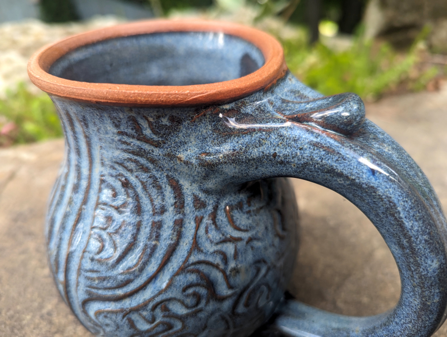 https://www.pagepottery.com/images/products/large_849_SlateRootedMonsterMug5.jpg