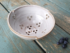 Berry Bowl Colander in Shale - Handmade to Order
